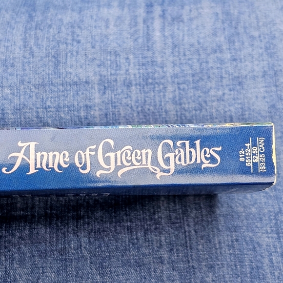 Anne of Green Gables by L M Montgomery 1995 Paperback, Like New - Picture 8 of 10